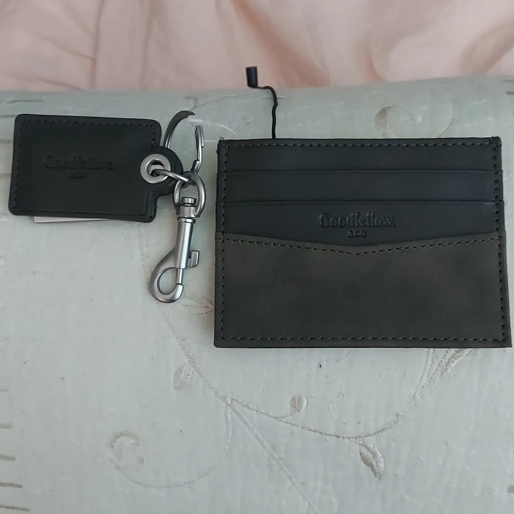 Goodfellow Olive Green Fsux Leather Card Case & Key Fob Set New